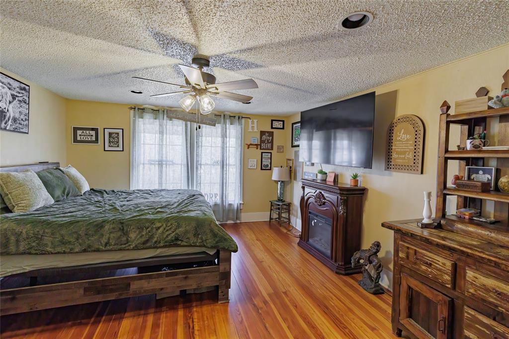 403 W Franklin Street Property Photo 29