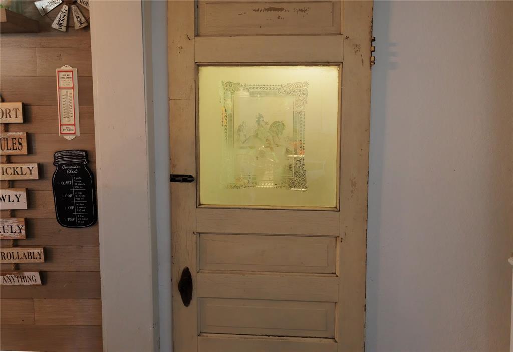 403 W Franklin Street Property Photo 34