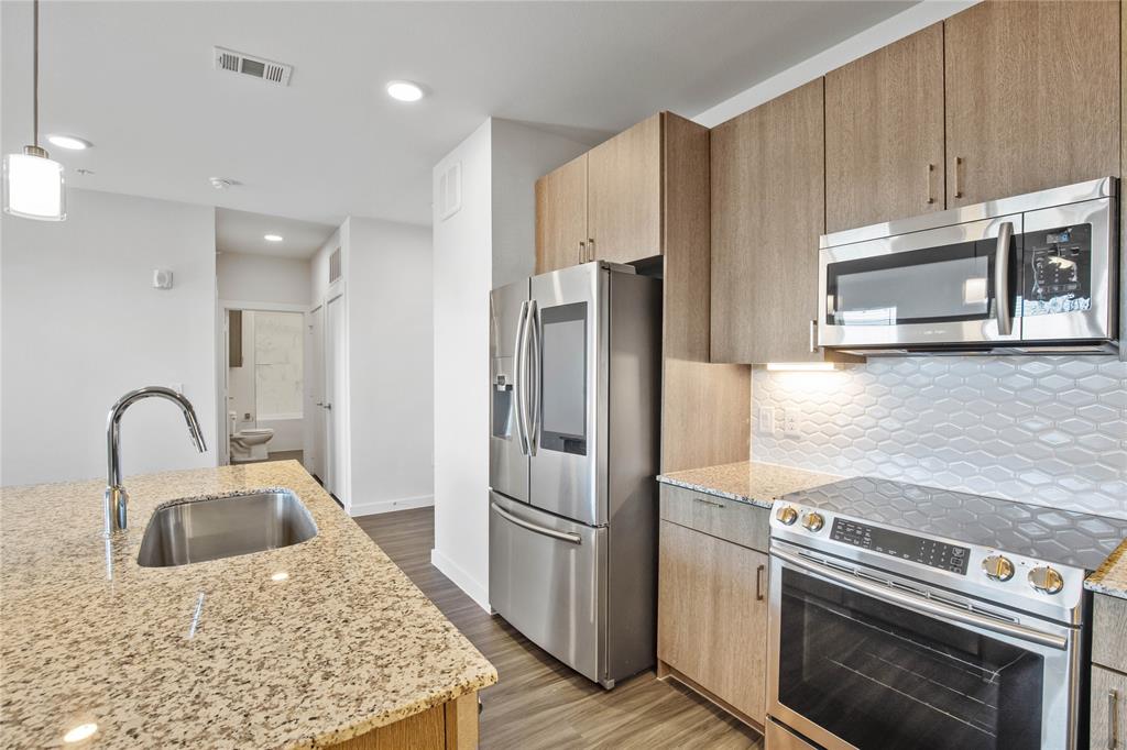1500 N Fitzhugh Avenue Property Photo 8