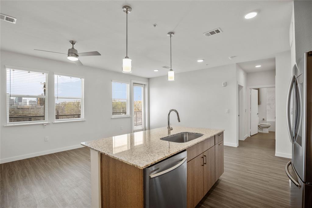 1500 N Fitzhugh Avenue Property Photo 12