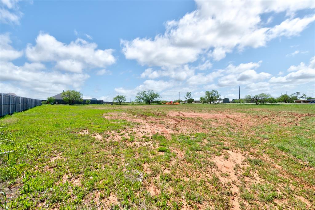 4141 Highway 83 Property Photo 4