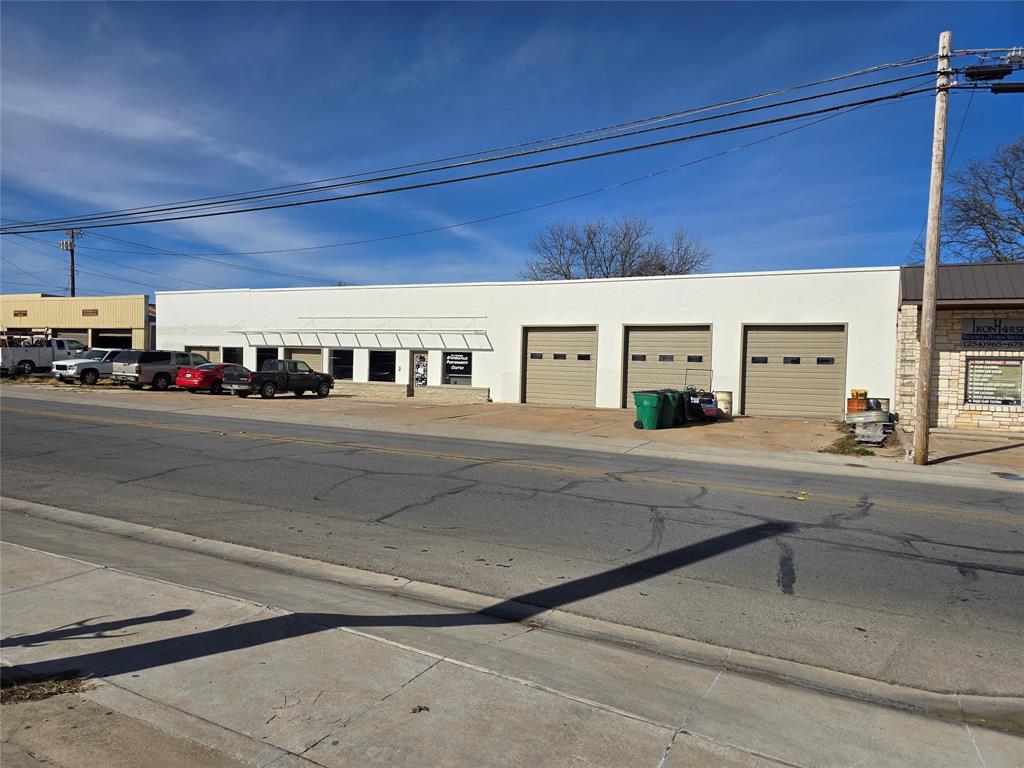 367 E Washington Street Property Photo 1