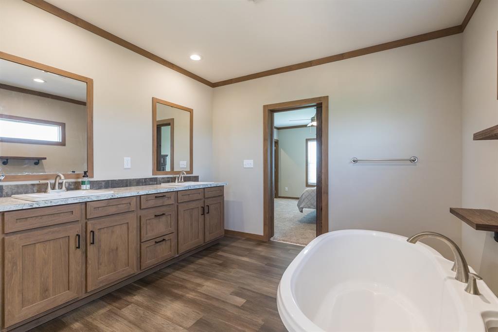 10099 County Road 452 Property Photo 18