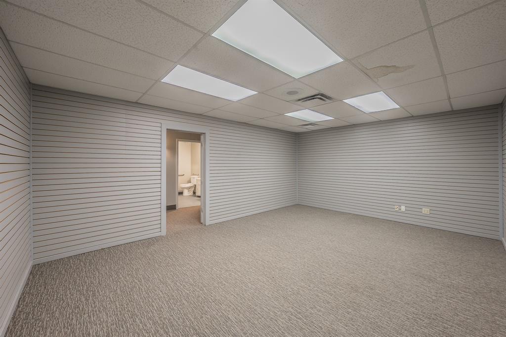 5704 James Avenue Property Photo 14