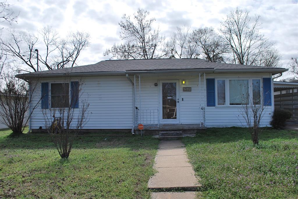 2604 W Johnson Street Property Photo 1