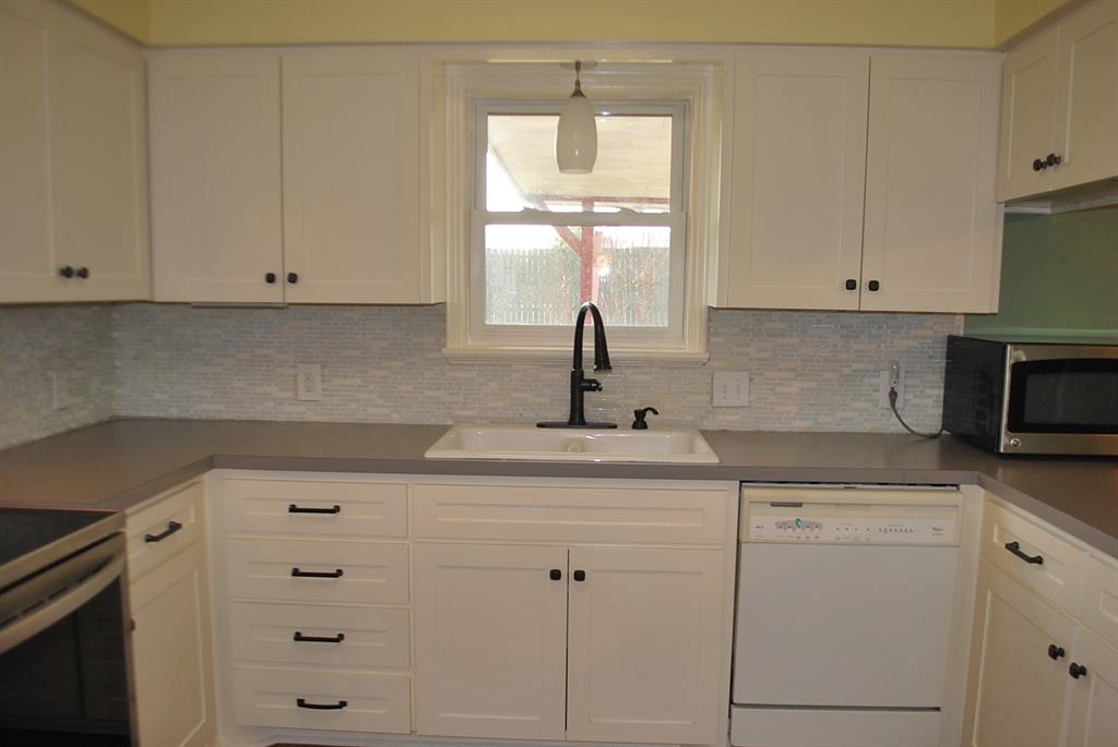 2604 W Johnson Street Property Photo 20