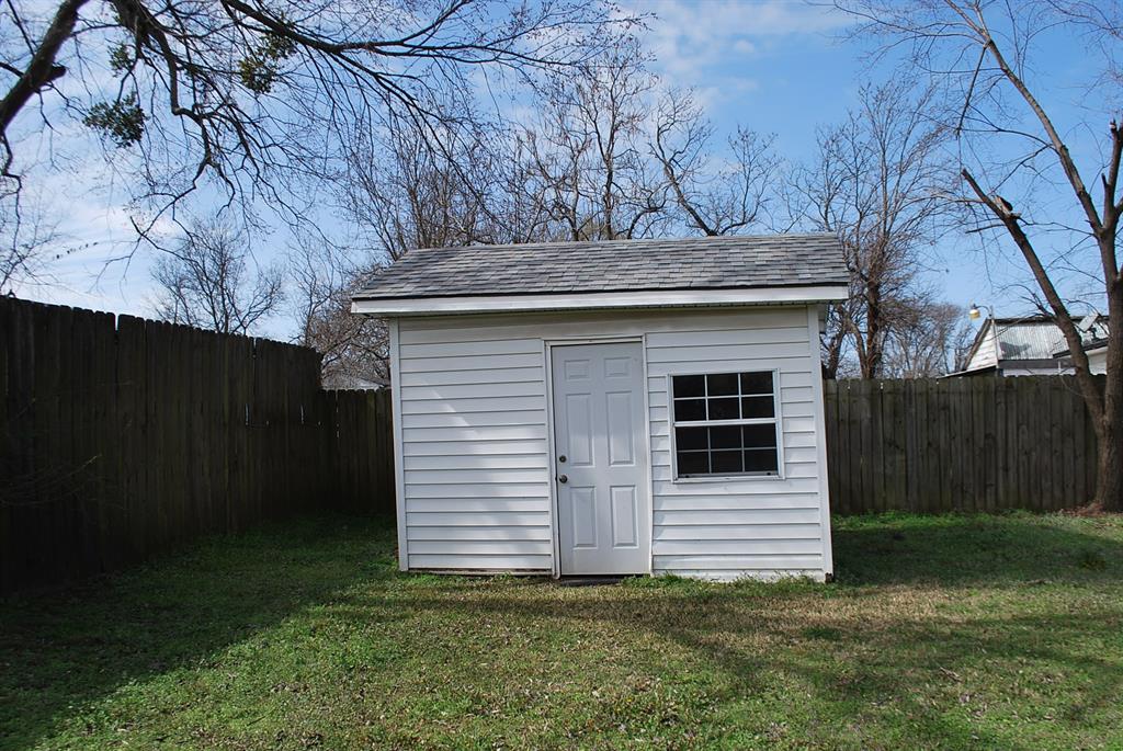 2604 W Johnson Street Property Photo 32