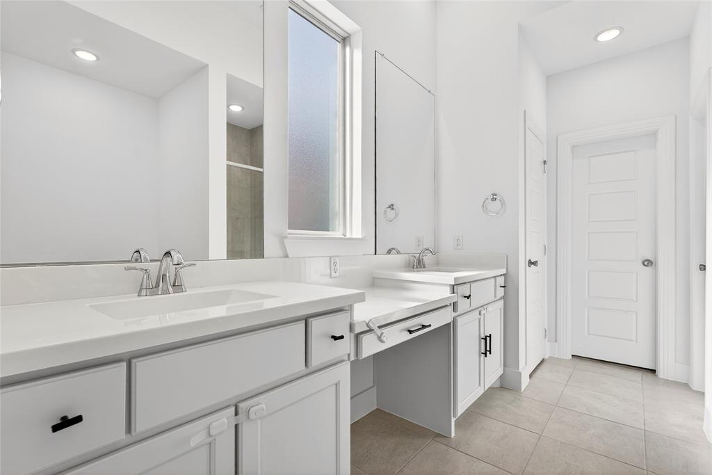 710 Westerkirk Drive Property Photo 16