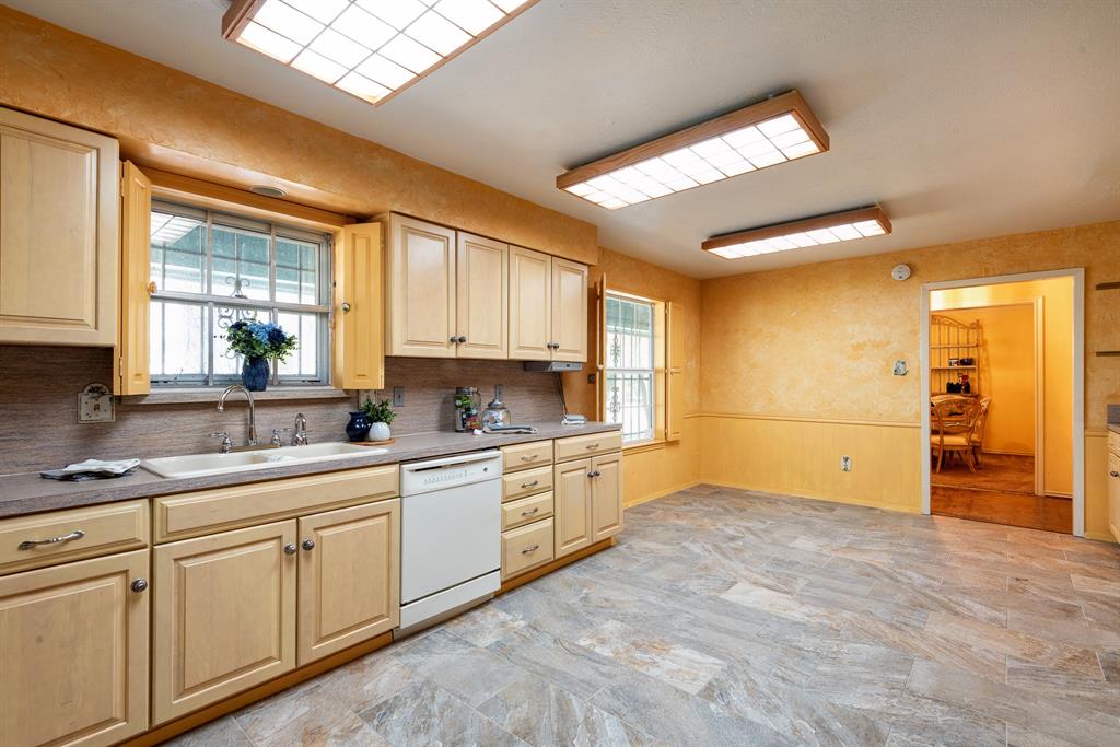 5731 Mona Lane Property Photo 6