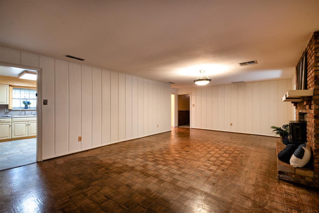 5731 Mona Lane Property Photo 10
