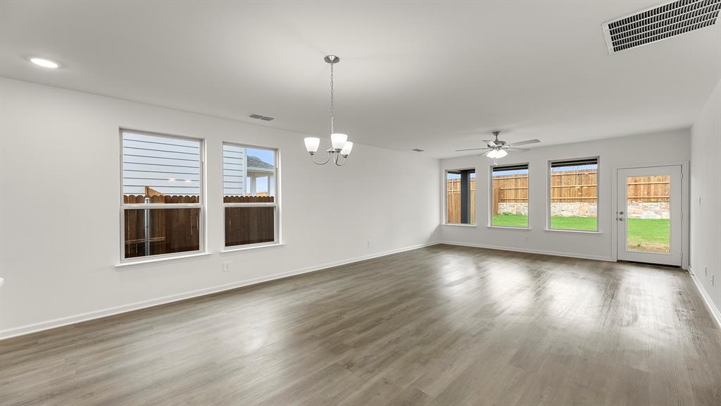 1716 Edgeway Drive Property Photo 10