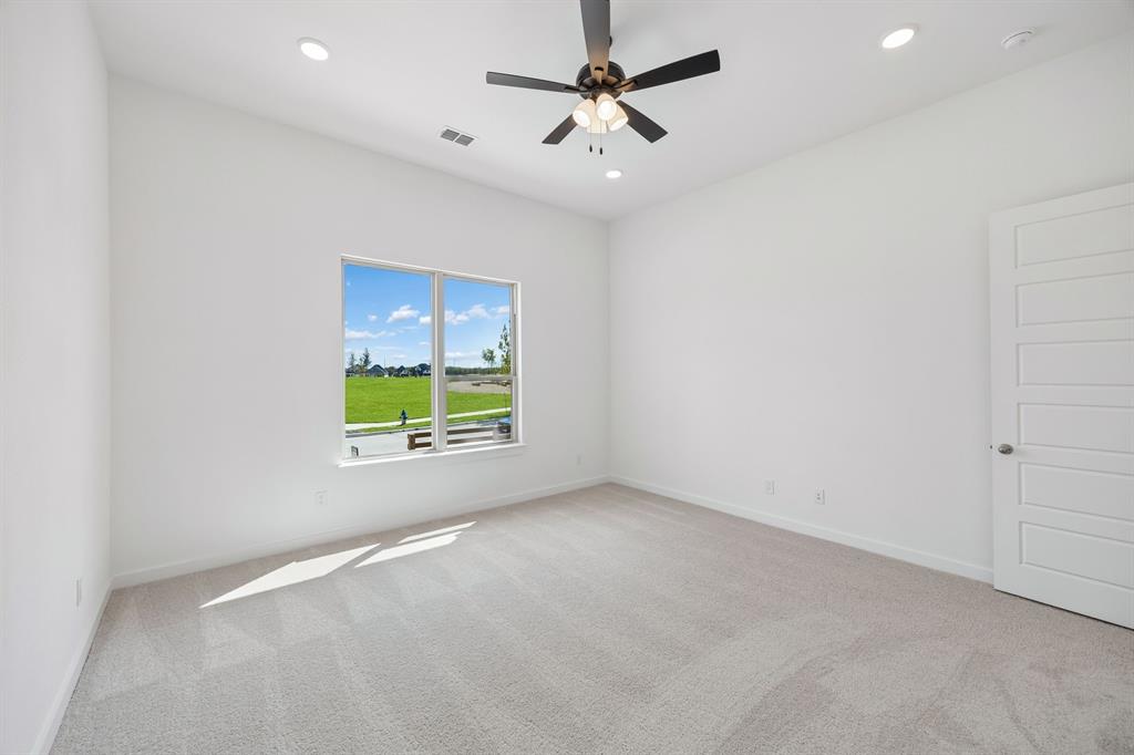 8725 Acorn Avenue Property Photo 16