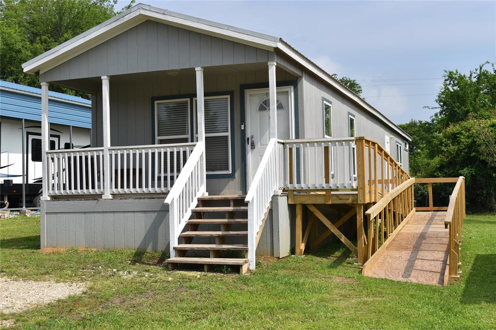 191 Sioux Property Photo 1