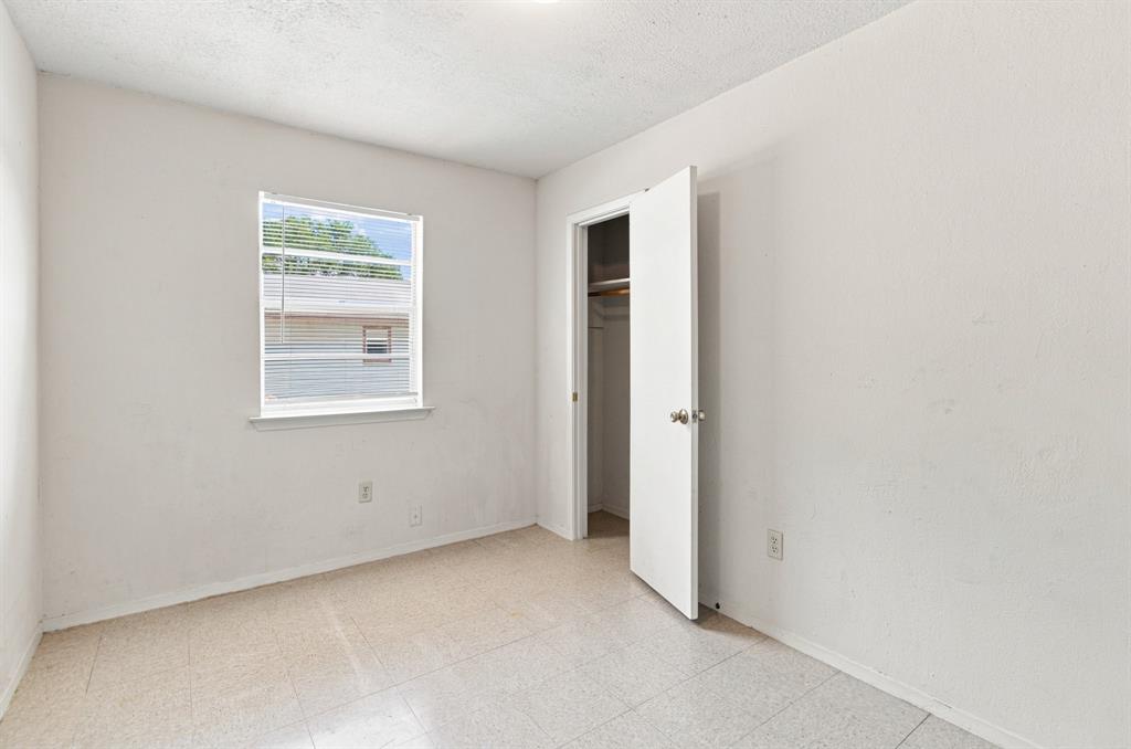 1572 Reef Drive Property Photo 19