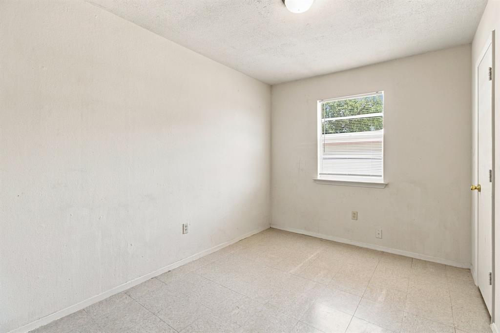 1572 Reef Drive Property Photo 20