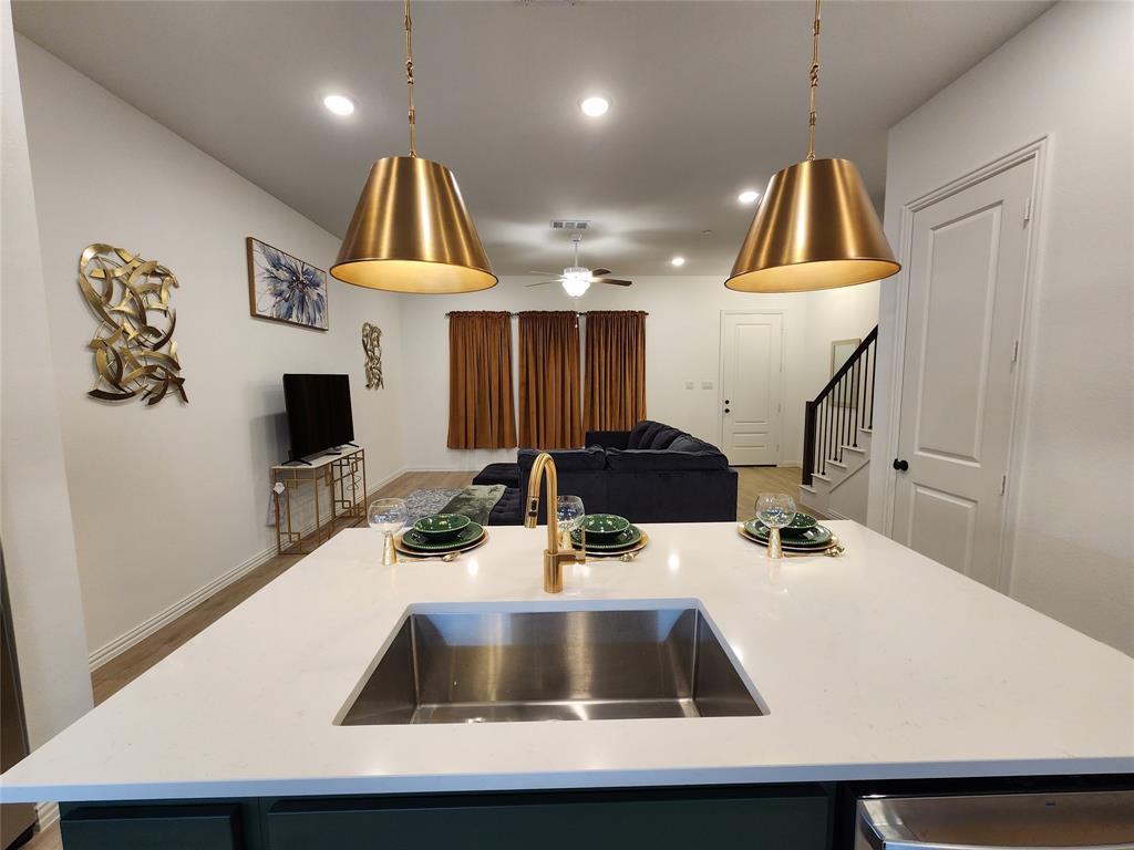 632 Blue Ridge Drive Property Photo 2