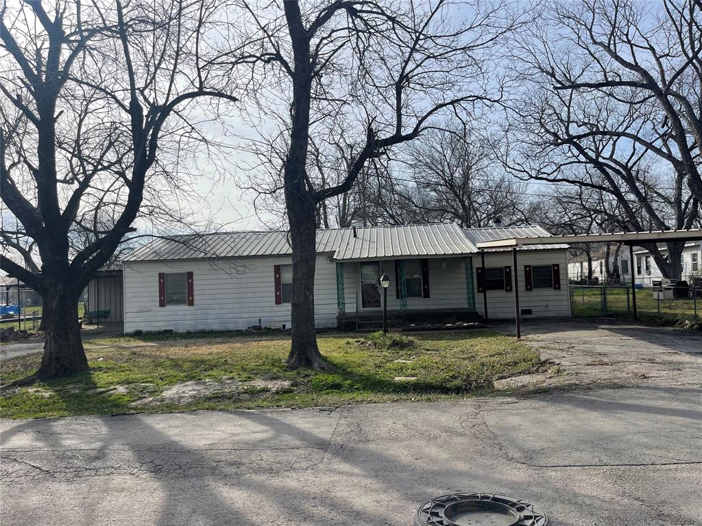 406 S Austin Street Property Photo 1