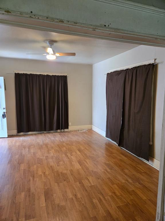 215 Bell Street Property Photo 6