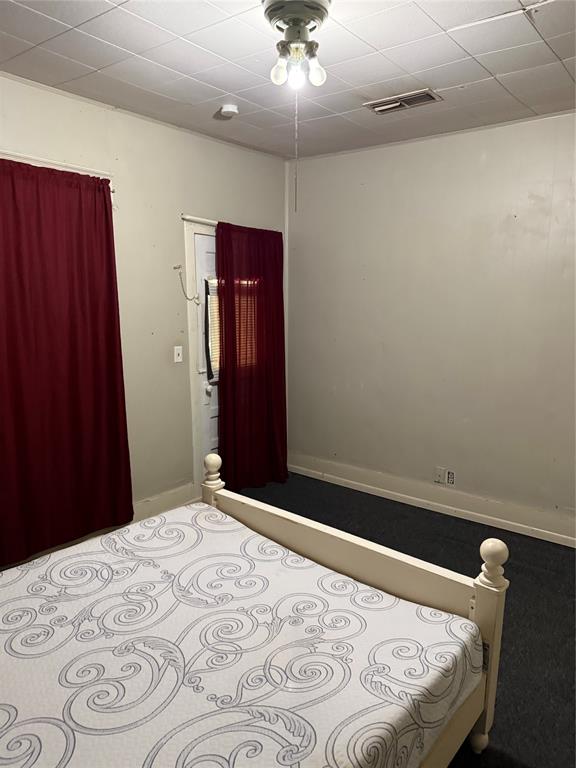 215 Bell Street Property Photo 18
