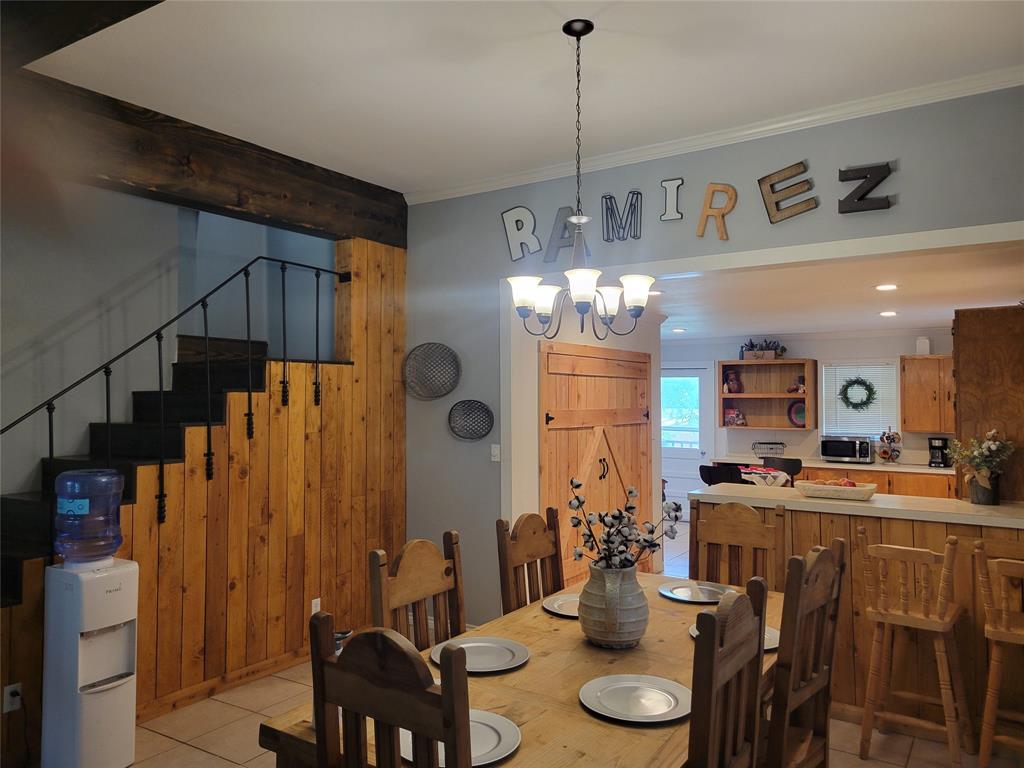 706 W Wrights Avenue Property Photo 8