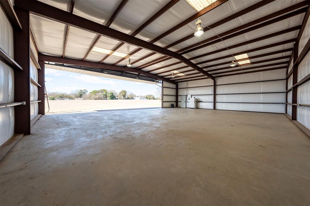 470 County Road 1812 Property Photo 3