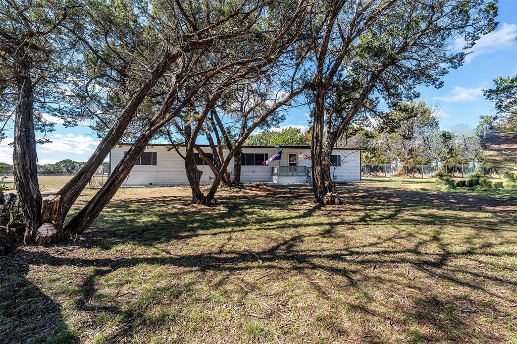 470 County Road 1812 Property Photo 35