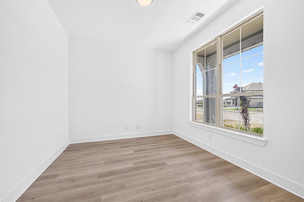 9909 Morning Cloak Drive Property Photo 8