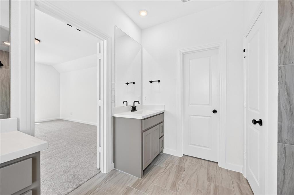 9909 Morning Cloak Drive Property Photo 16
