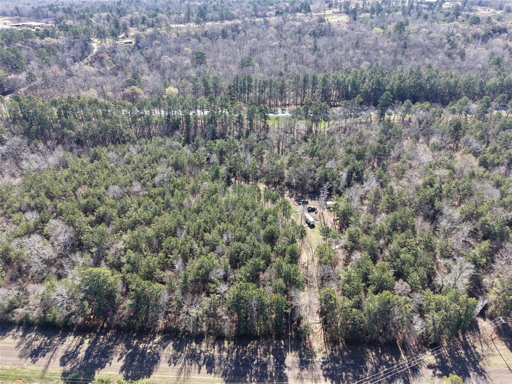 805 County Road 3210 Property Photo 3
