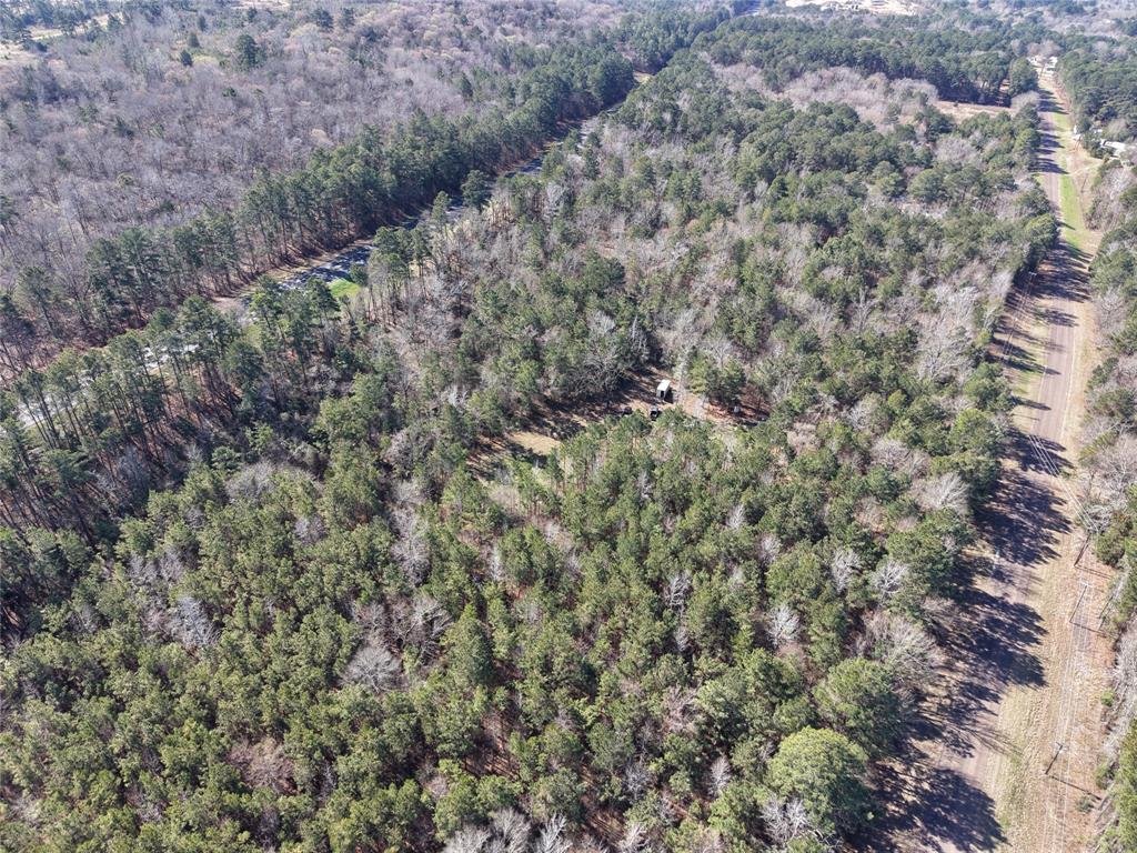 805 County Road 3210 Property Photo 7