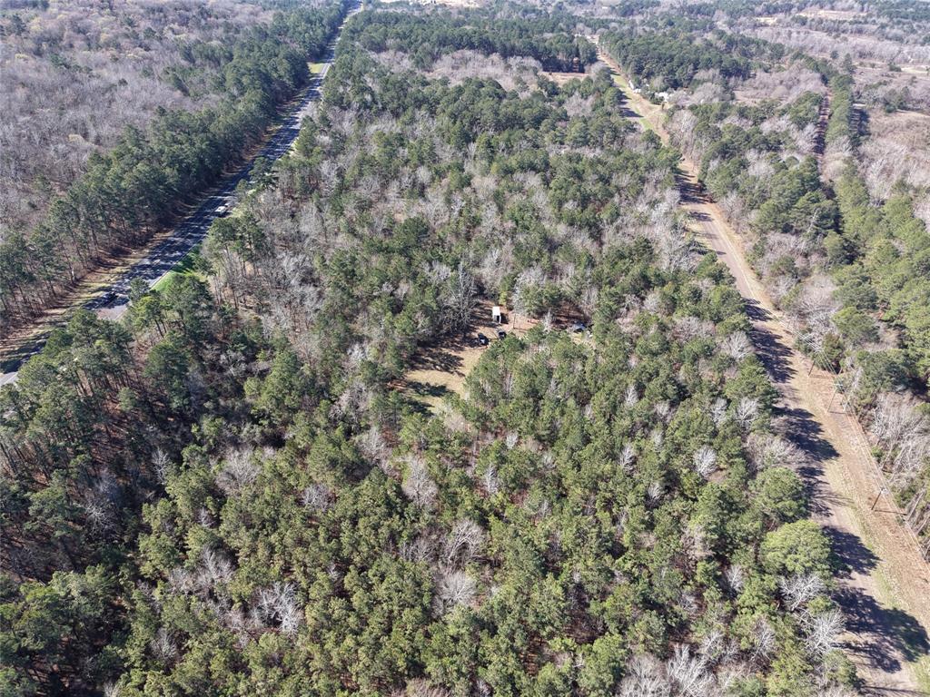 805 County Road 3210 Property Photo 8