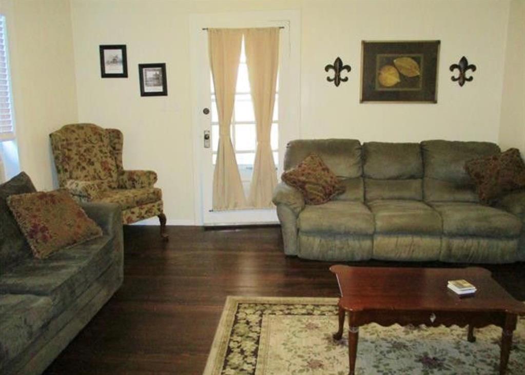 401 Sam Rayburn Drive 1 Property Photo 3
