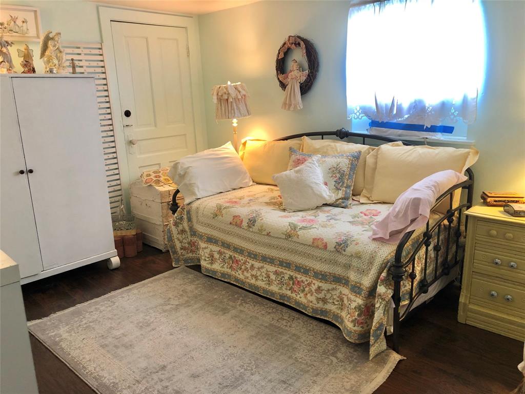 401 Sam Rayburn Drive 1 Property Photo 9