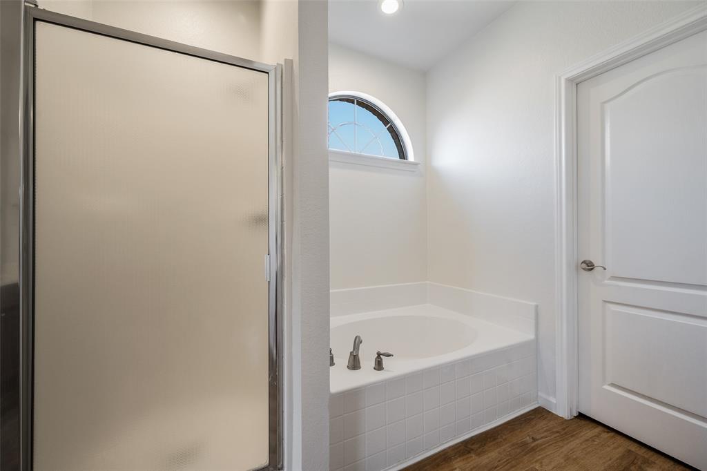 826 Hazels Way Property Photo 15
