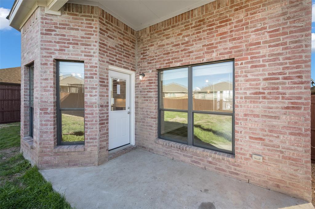 826 Hazels Way Property Photo 23
