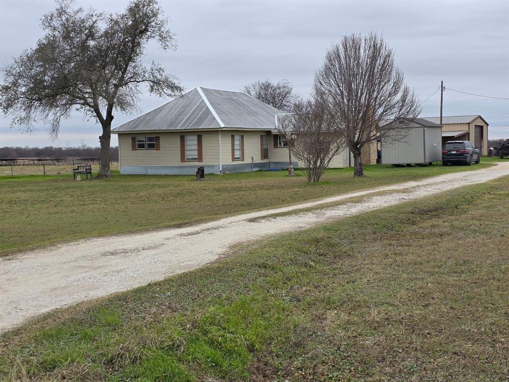 140 County Road 147 Property Photo 1