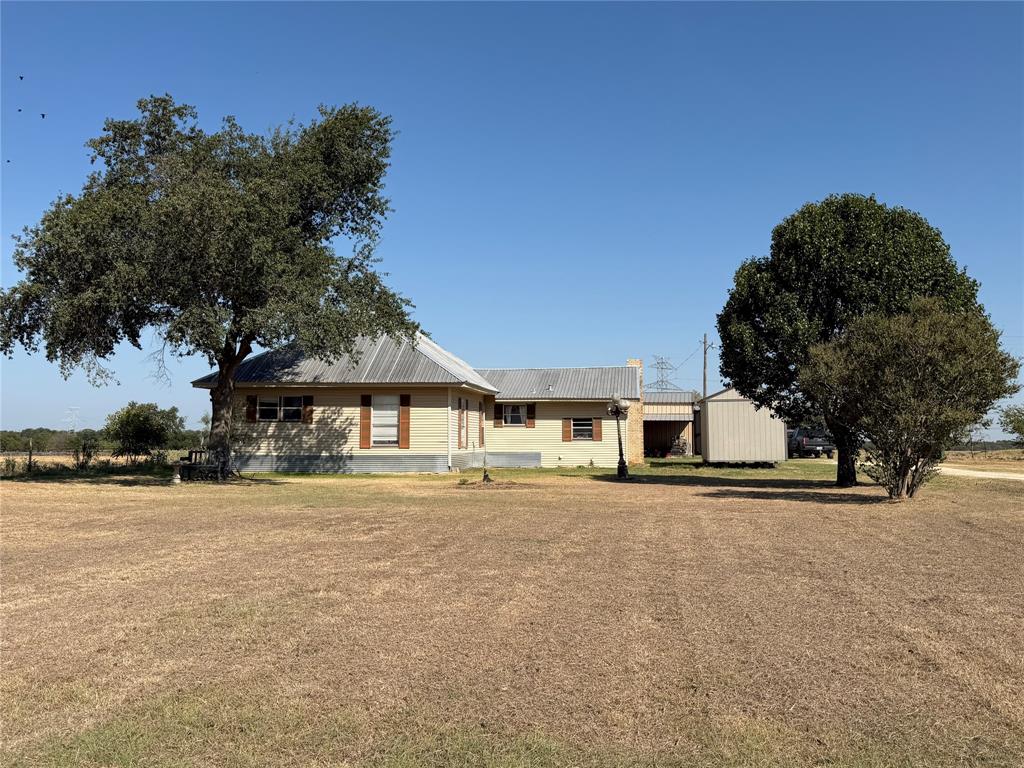 140 County Road 147 Property Photo 1
