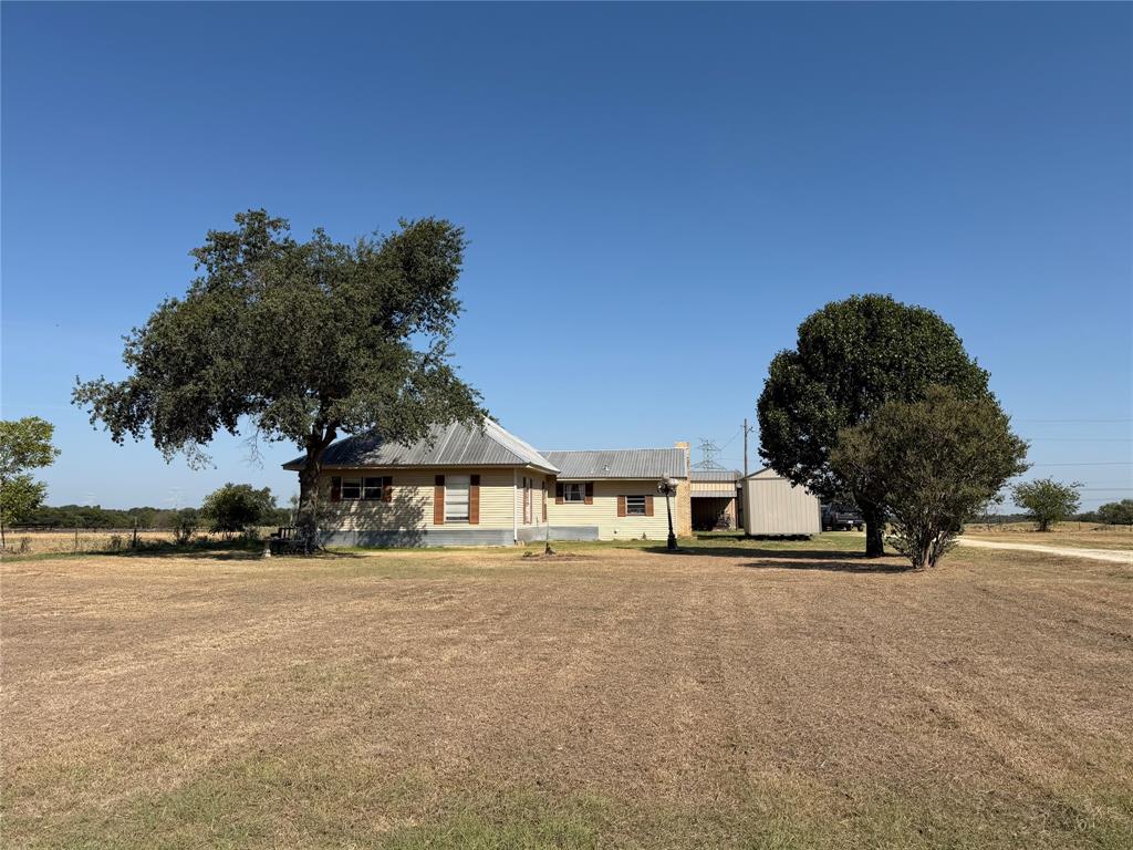 140 County Road 147 Property Photo 2