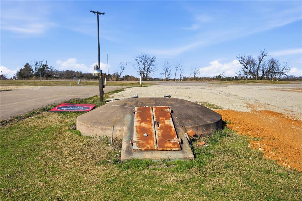 6503 State Highway 66 Property Photo 15