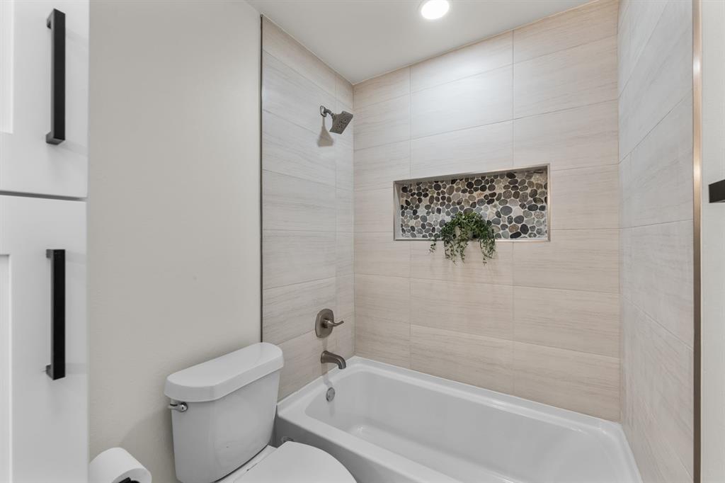 4706 El Brevo Court Property Photo 34