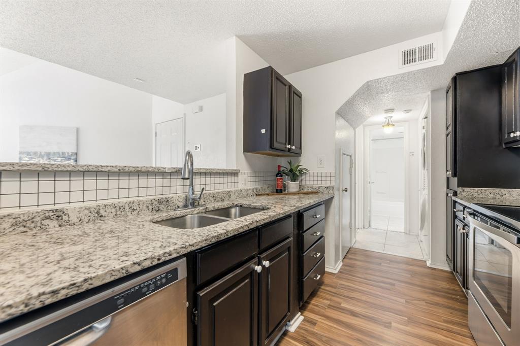 2301 Balsam Drive M209 Property Photo 4