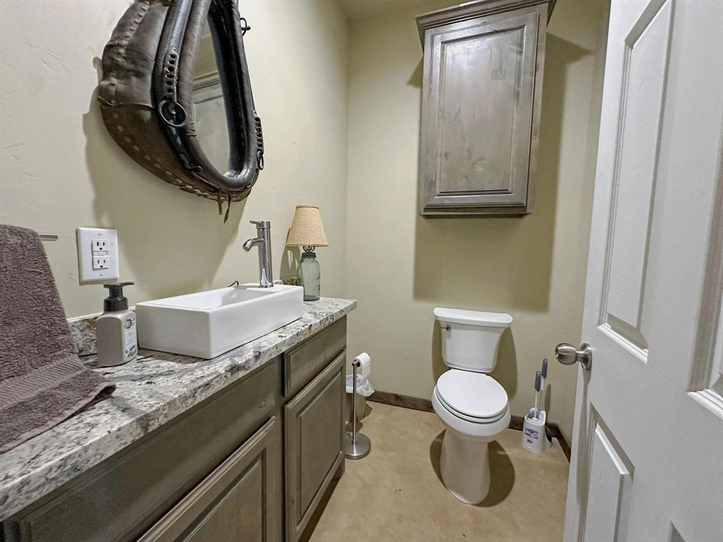 1990 Jim Harry Loop Property Photo 13