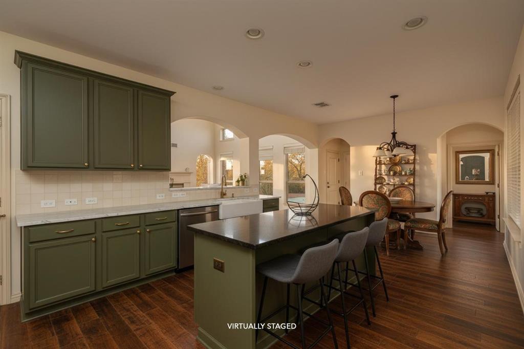5771 Aylworth Drive Property Photo 3