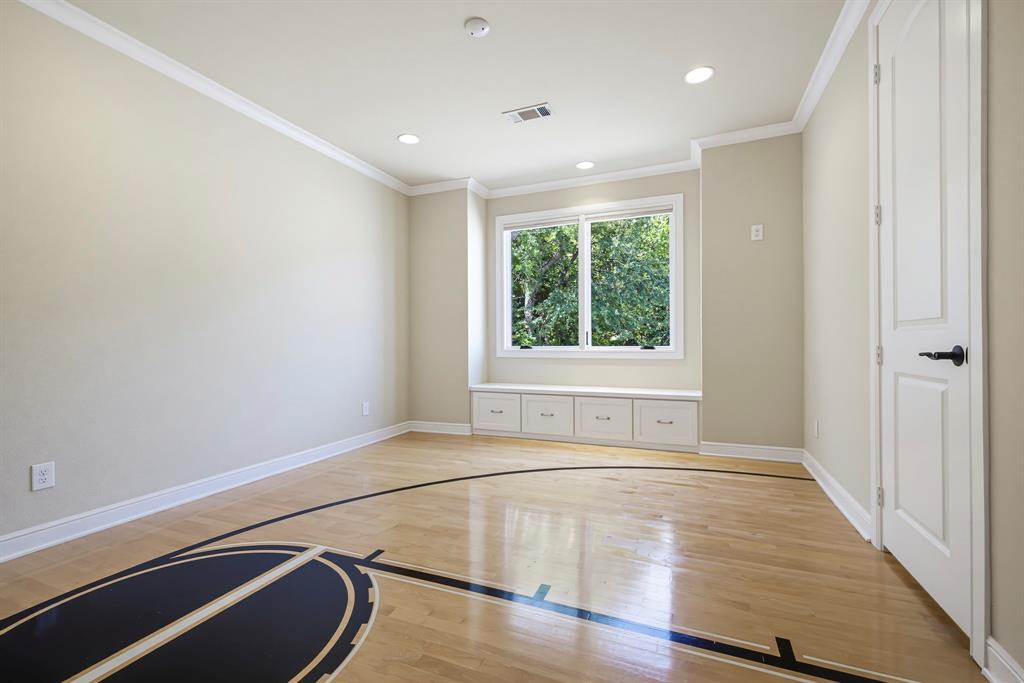 7001 Oakmont Terrace Property Photo 28