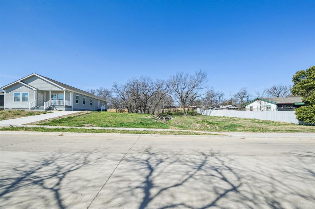 2016 Belzise Terrace Property Photo 2