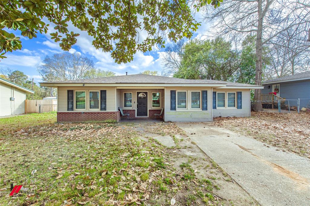 214 Ellis Drive Property Photo 1