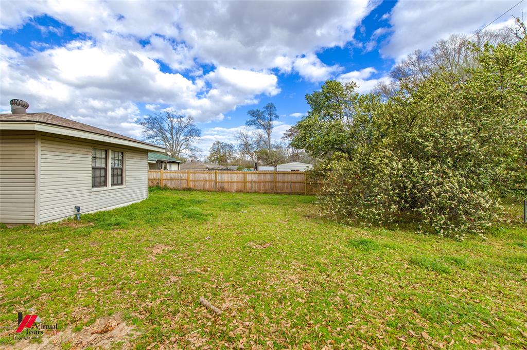 214 Ellis Drive Property Photo 28