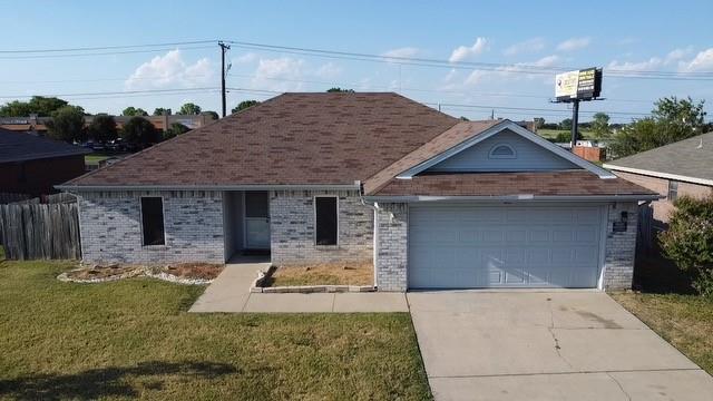 401 James Loop Property Photo 1