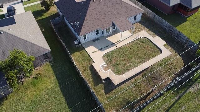 401 James Loop Property Photo 27