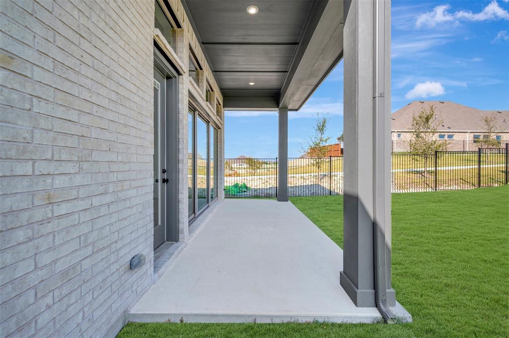 1351 Potenza Road Property Photo 3